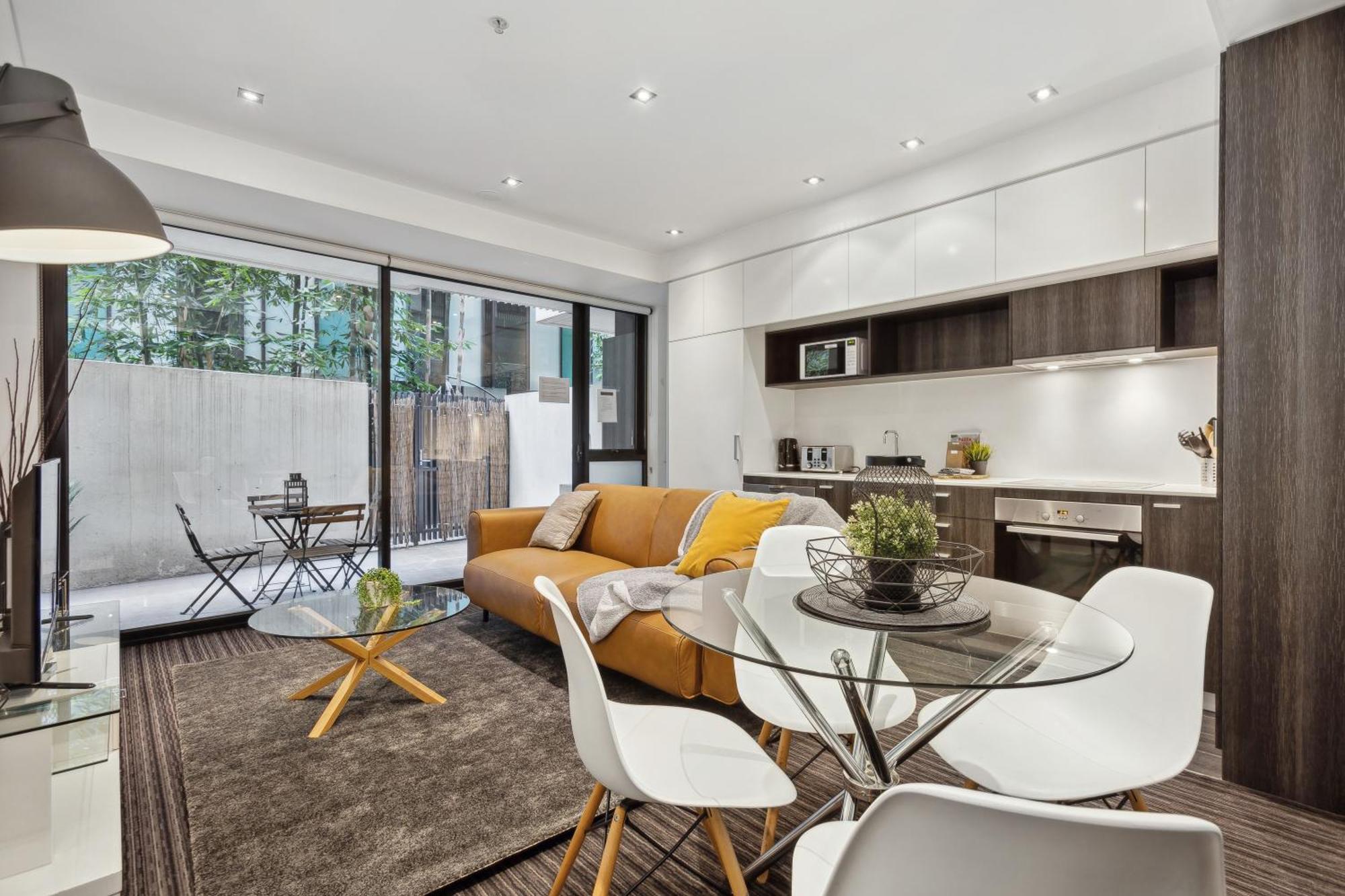 Complete Host Halo Apartments Мелбърн Стая снимка