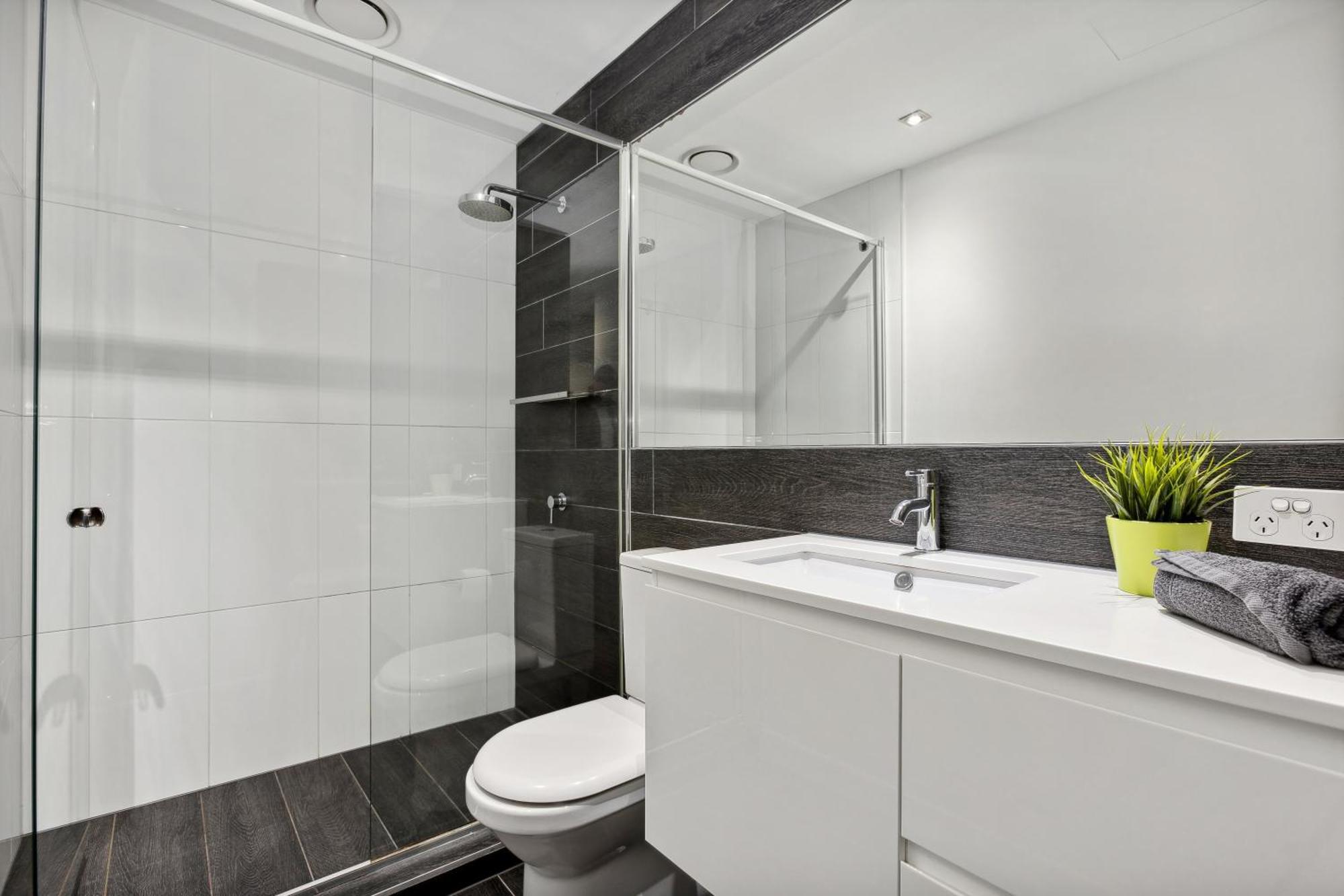 Complete Host Halo Apartments Мелбърн Стая снимка