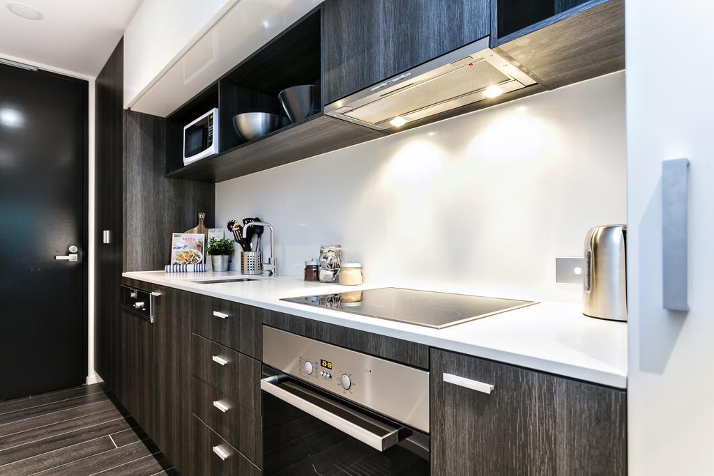 Complete Host Halo Apartments Мелбърн Стая снимка
