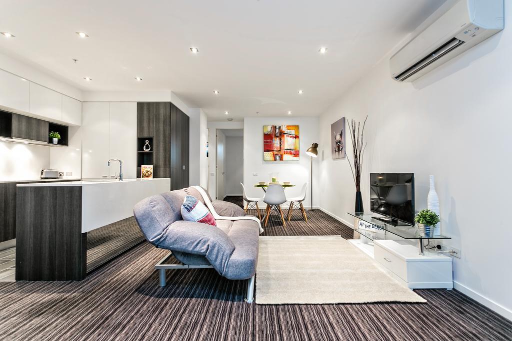 Complete Host Fitzroy St Apartments Мелбърн Стая снимка